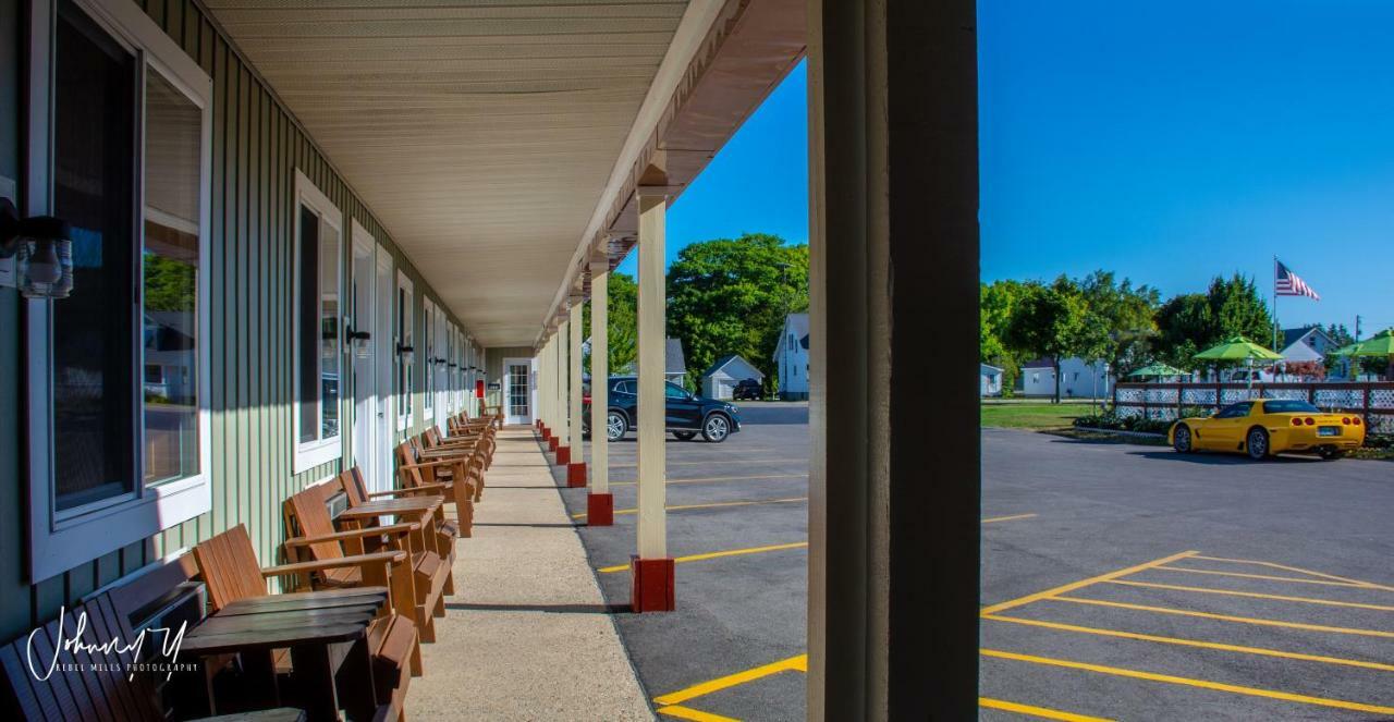 Vindel Motel Mackinaw City Exteriér fotografie