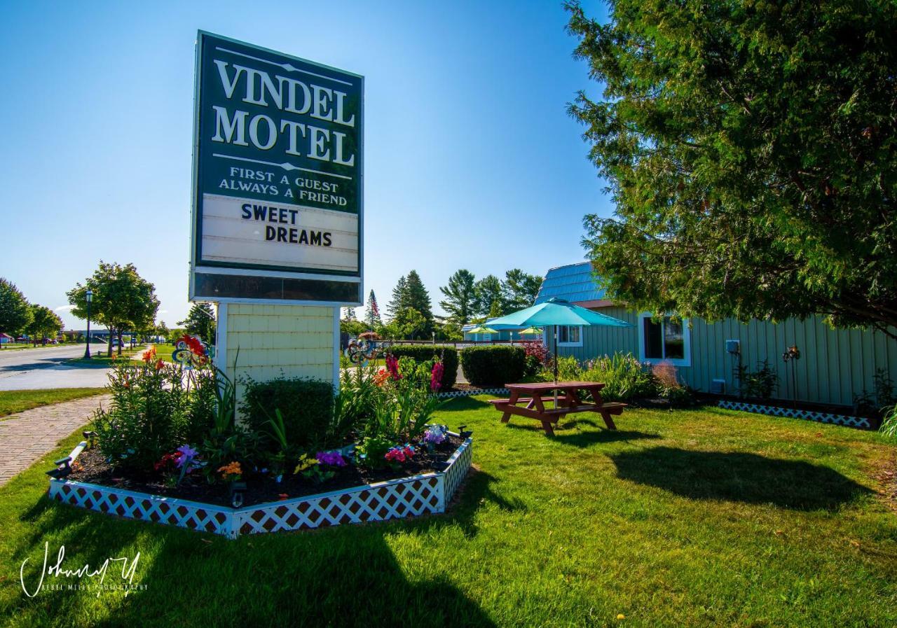 Vindel Motel Mackinaw City Exteriér fotografie